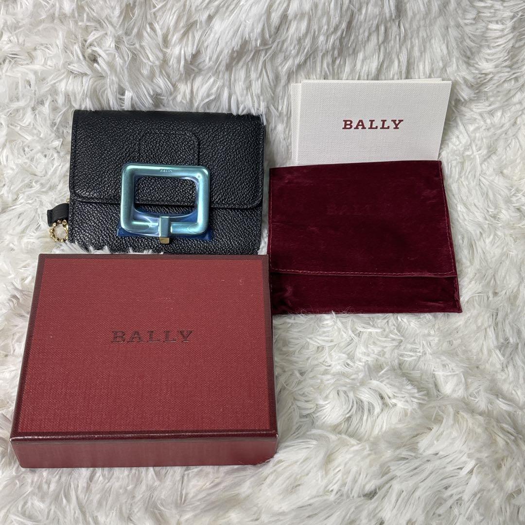 新品　BALLY カードケース　名刺入れ　ゴールド金具　チェーンストラップ