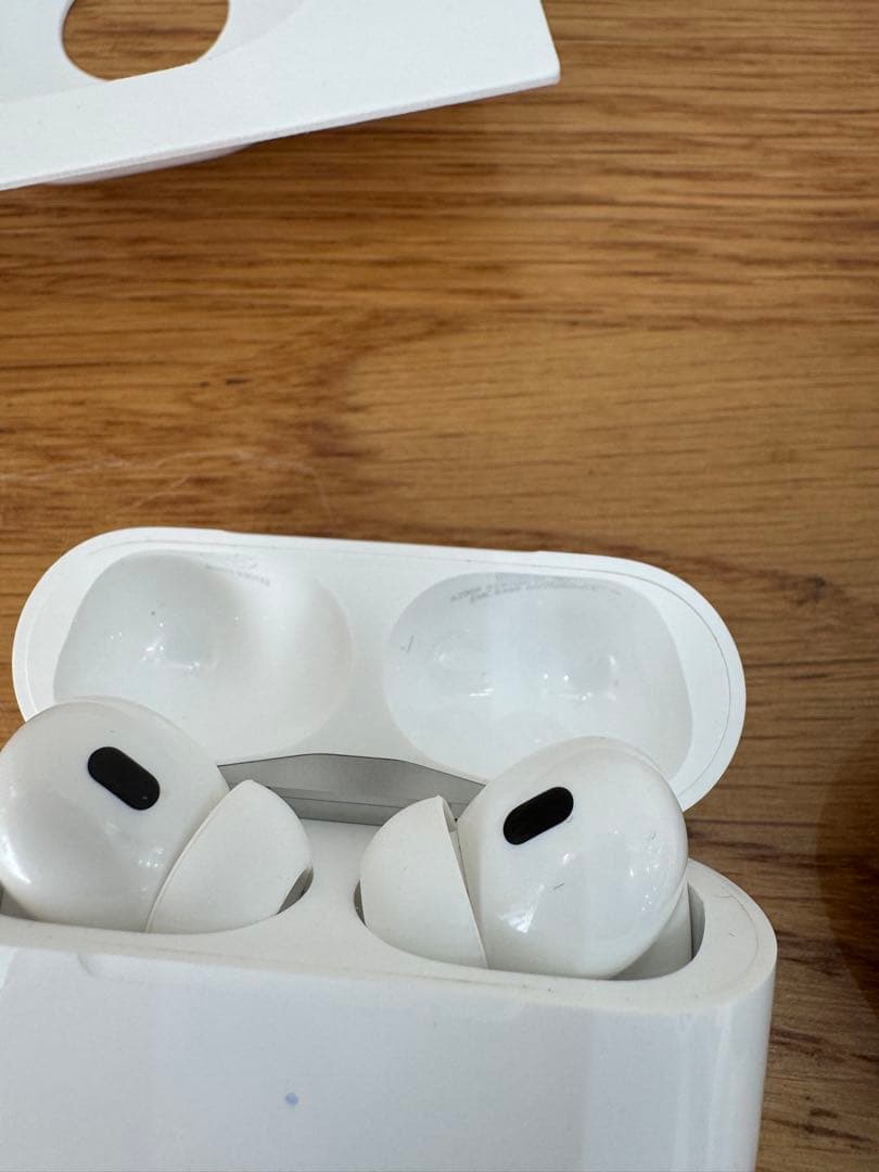 AirPods Pro 2 本体 美品 オマケ付き