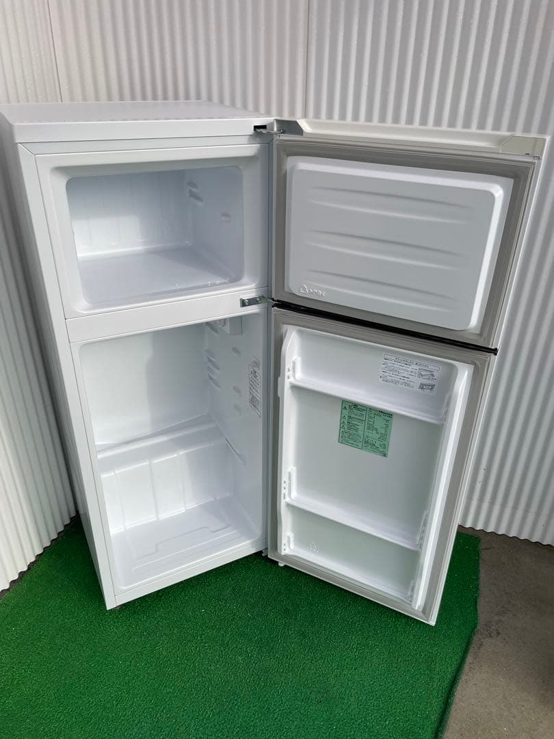 934 ハイセンス おしゃれホワイト2ドア冷蔵庫 トップフリーザー スリム 単身