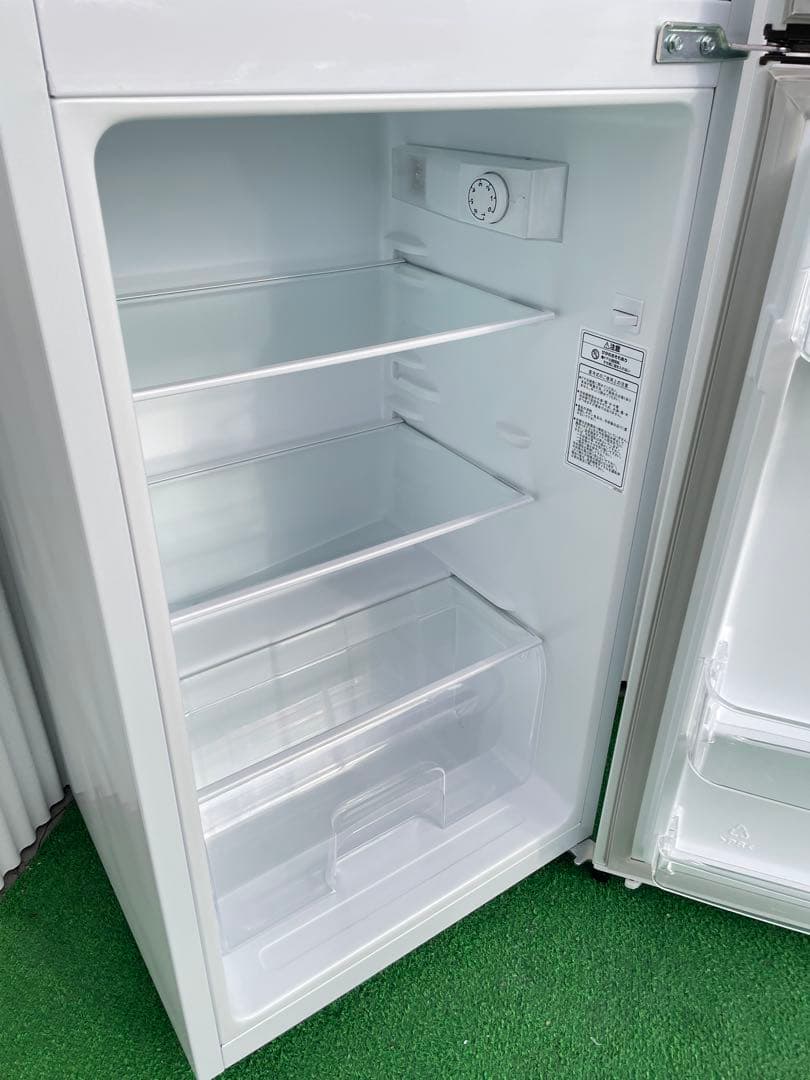 934 ハイセンス おしゃれホワイト2ドア冷蔵庫 トップフリーザー スリム 単身