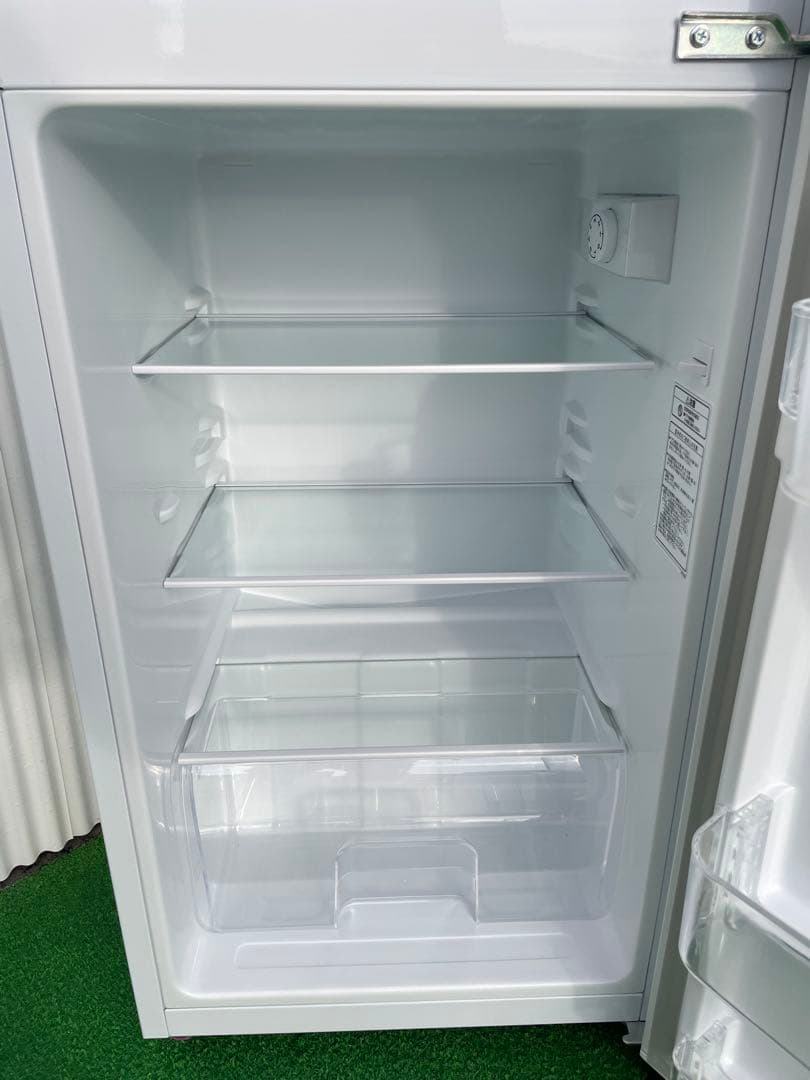 934 ハイセンス おしゃれホワイト2ドア冷蔵庫 トップフリーザー スリム 単身