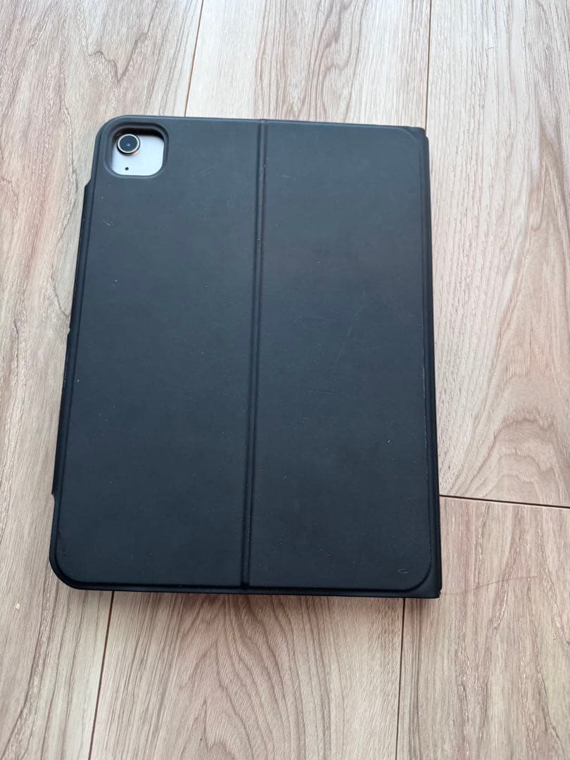 【最終値下げ】2024年発売iPad Air シルバー本体＆キーボードカバー