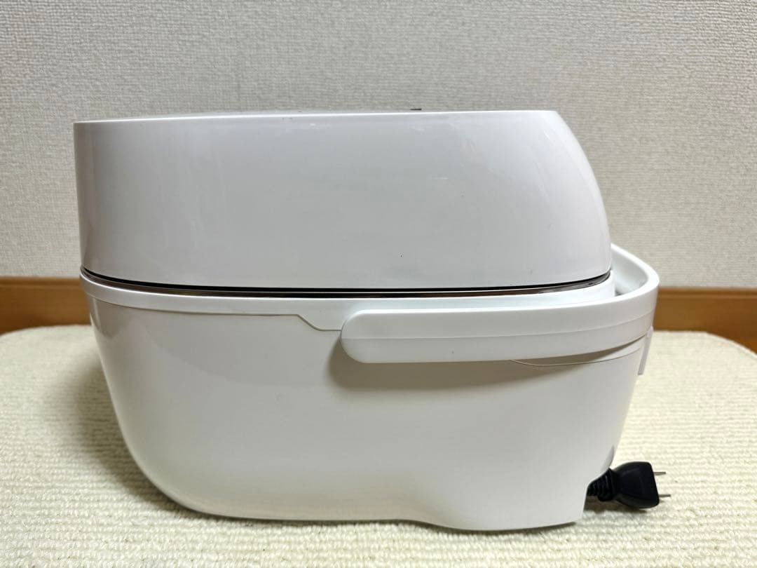 【2023年製】炊飯器 RC-10E2VS ホワイト 動作保証