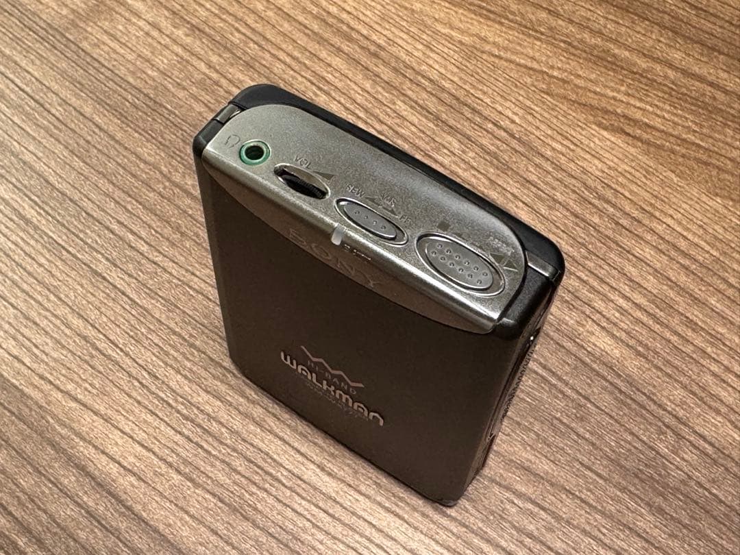 整備済 SONY WALKMAN カセットウォークマン WM-WX777