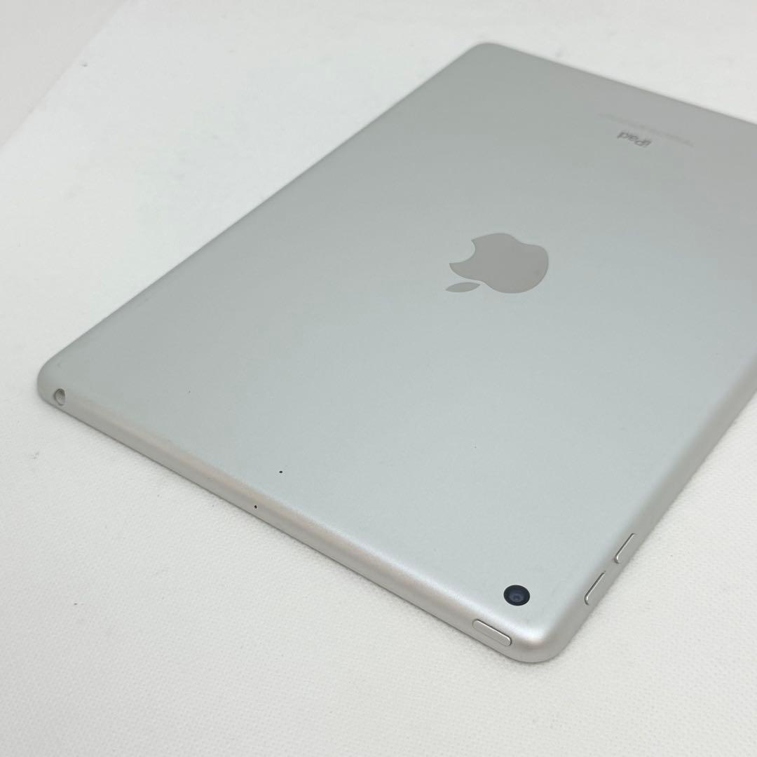 【良品】iPad 第5世代 32GB シルバー Wi-Fiモデル