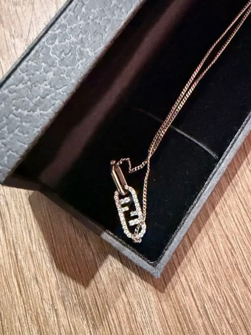 FENDI オーロックネックレス　 シルバー