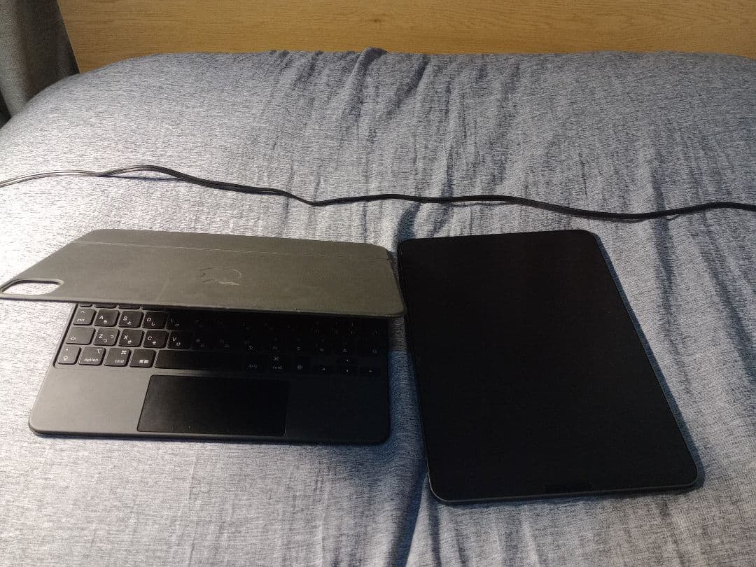 iPad Air 第4世代256GB ＋ Magic Keyboard ペンなし