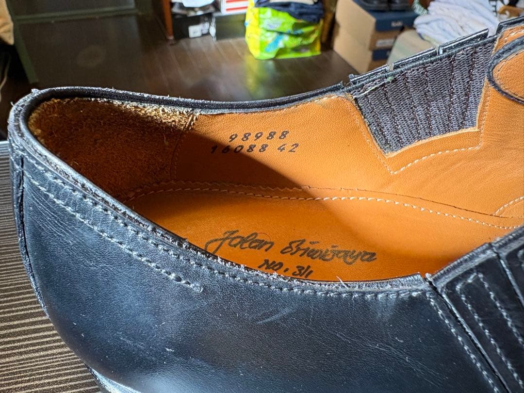 本日限り月末値下げ　ジャランスリウァヤ　Uチップ　サイドレースアップ