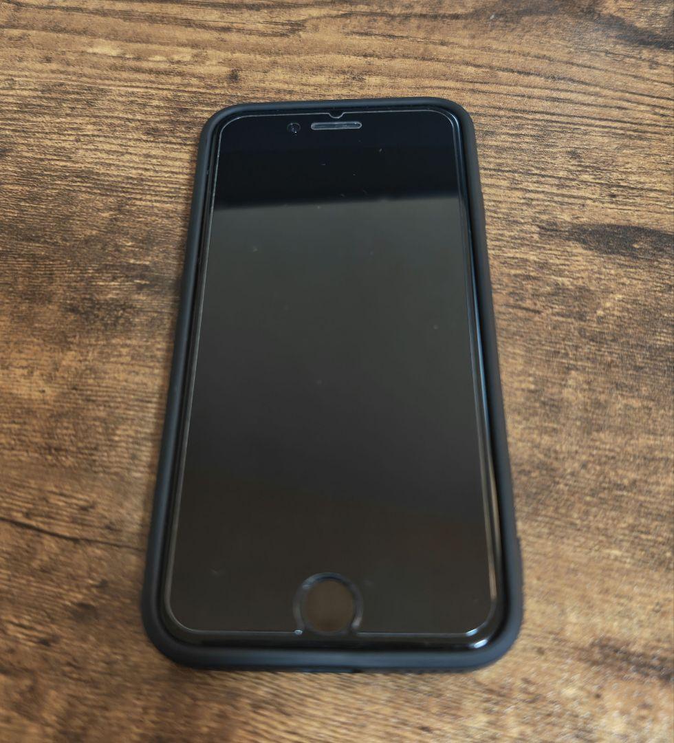 iPhone SE 第3世代 ミッドナイト