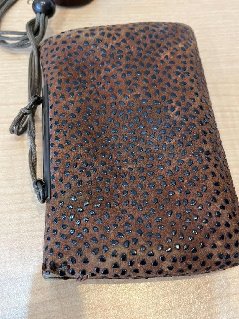 【骨董】【希少】印伝　煙草入れ（刻み煙草入り）、煙管入れ、火付け入れの３点セット