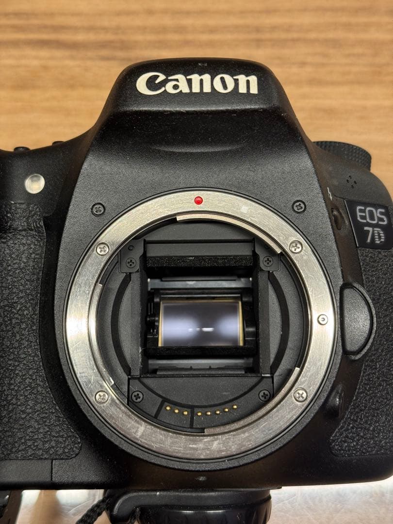 Canon EOS 7D デジタル一眼レフカメラ 本体