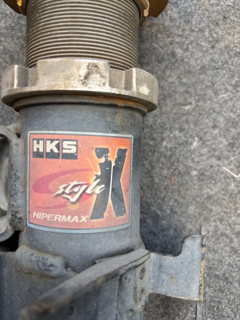 30プリウスHKS車高調ハイパーMAX スタイルX