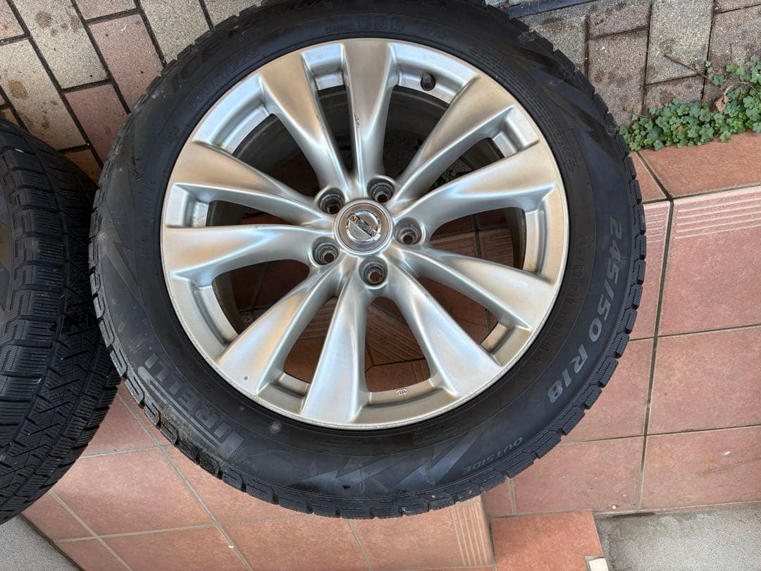 yukitto　日産フーガ　スタッドレスタイヤ