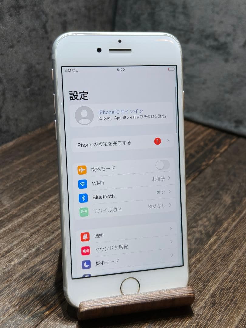 iPhone8 64GB SIMロック解除済み スマホ