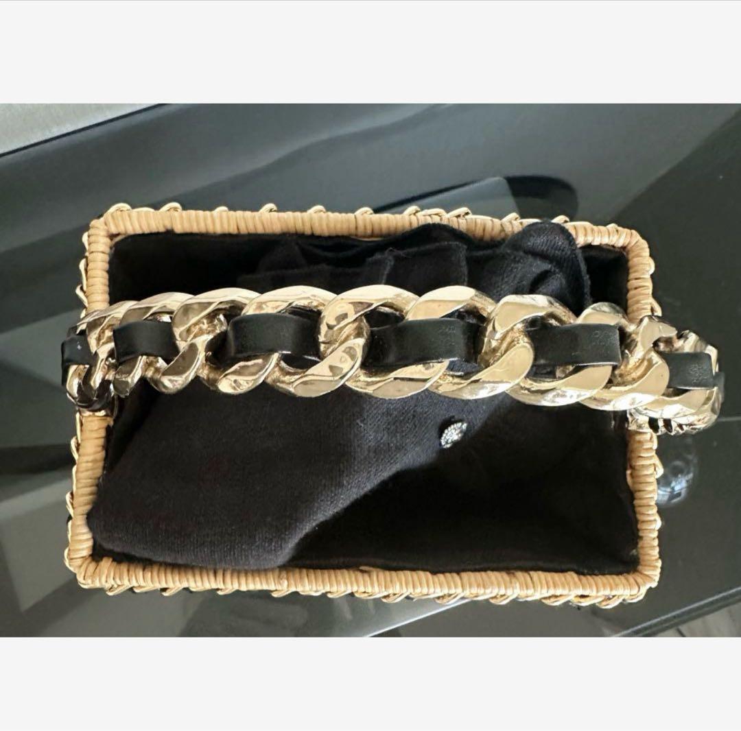 ヴァクトー　カゴバックミニ　美品　(持ち手をテグスにて補強あり)