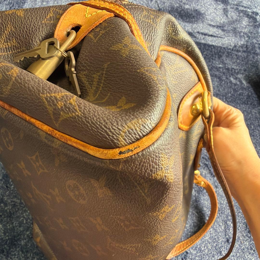 ルイヴィトン　ショルダーバッグ