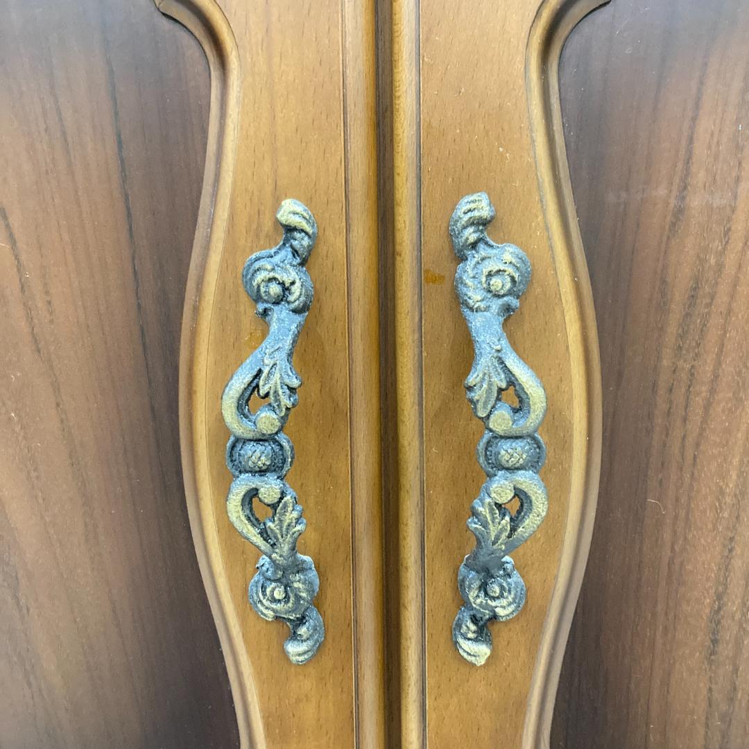 【カリモク】キャビネット 　猫脚 　サイドボード