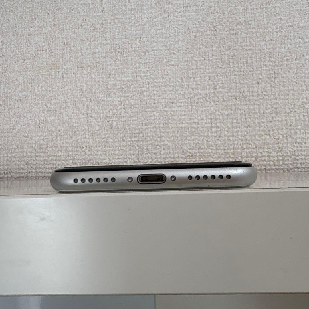 Apple iPhone SE (第2世代) ホワイト【ジャンク品】