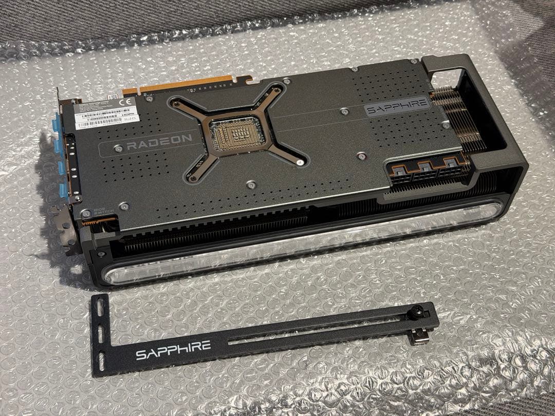 グラフィックボード・グラボ・ビデオカード Radeon RX 7900 XTX GAMING OC 24GB GPU