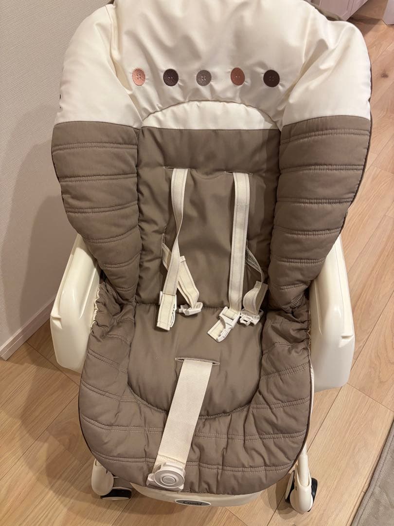 コンビ　ネムリラ　オートスウィング　電動