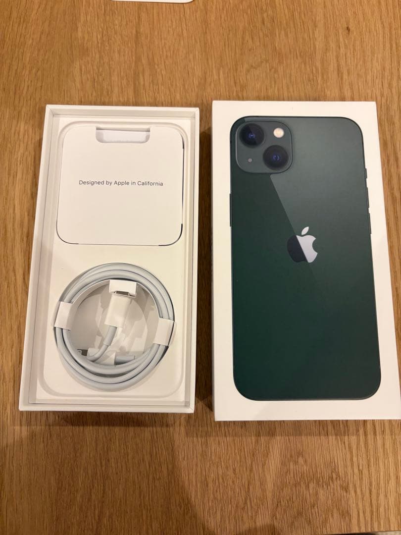 Apple iPhone 13 グリーン 本体 充電ケーブル付き