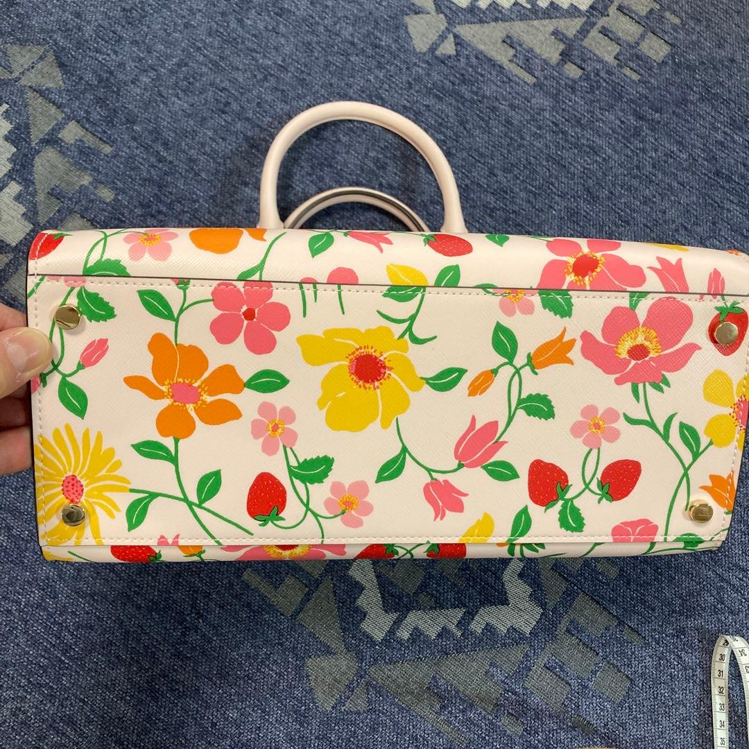 ケイトスペード　バック