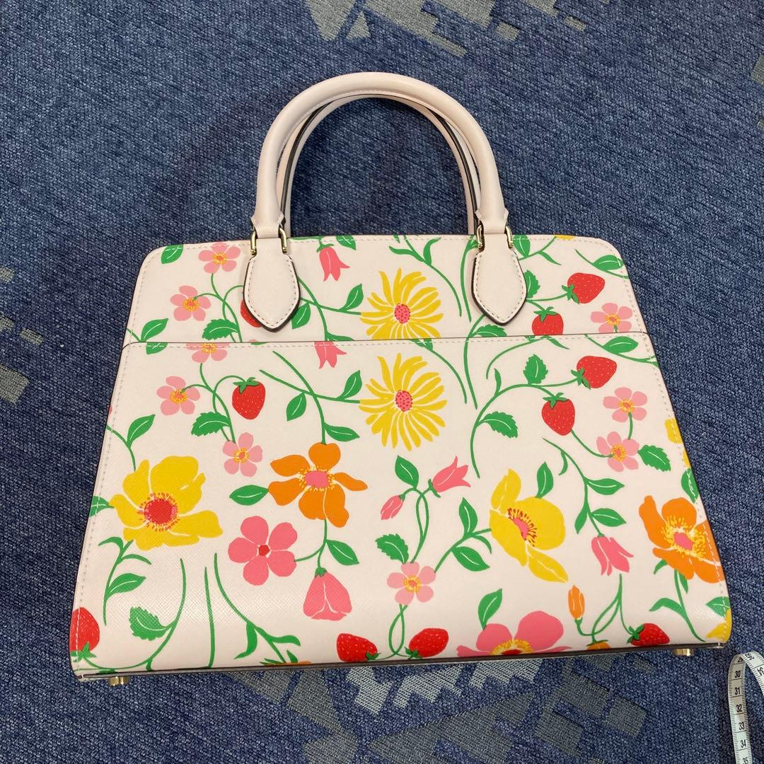 ケイトスペード　バック