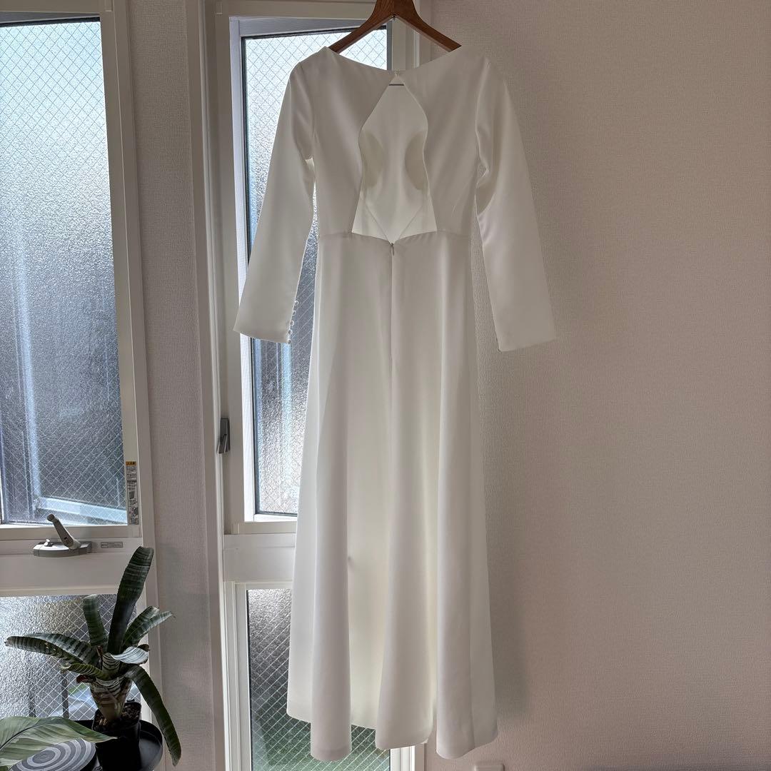 ⭐︎ベール付き　バックオープン ロングドレス ホワイト 韓国ドレス　長袖　前撮り