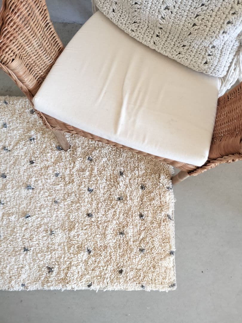 【最終価格】新品/人気/淡いグレードット　アイボリーベースベニワレンNo.705