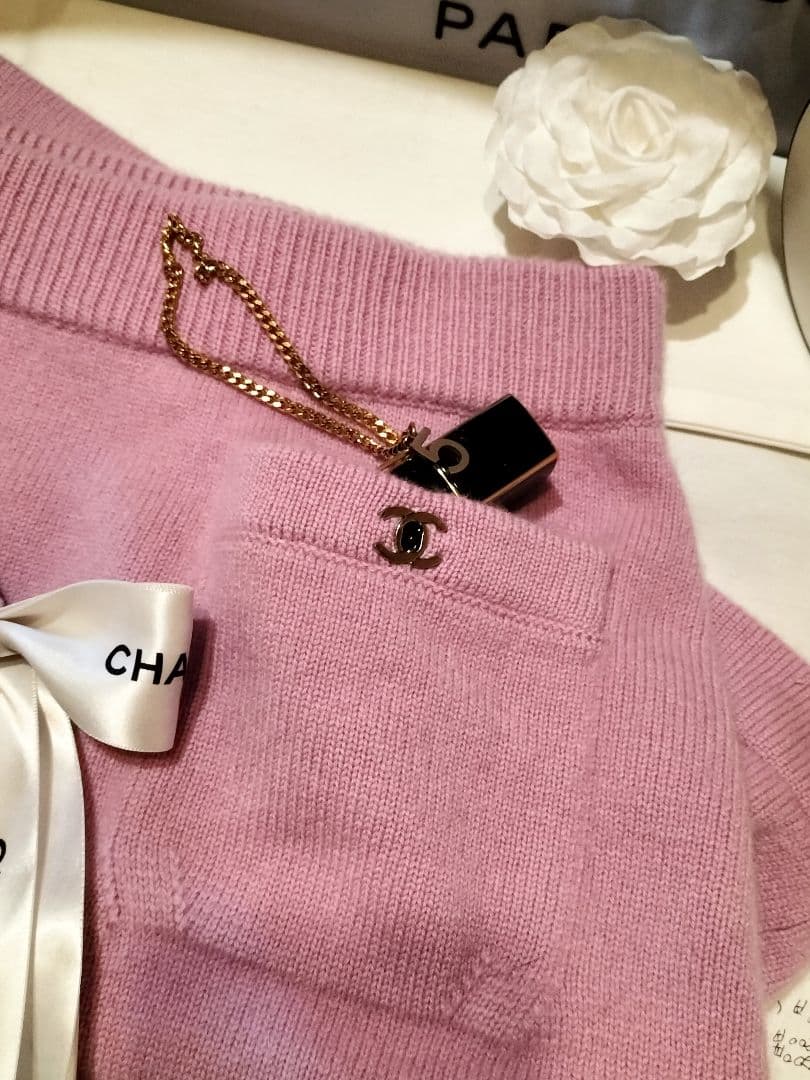 ❣️CHANEL♡ベビ―pinkタ―ンロックスカ―トスタッフuniform❣️