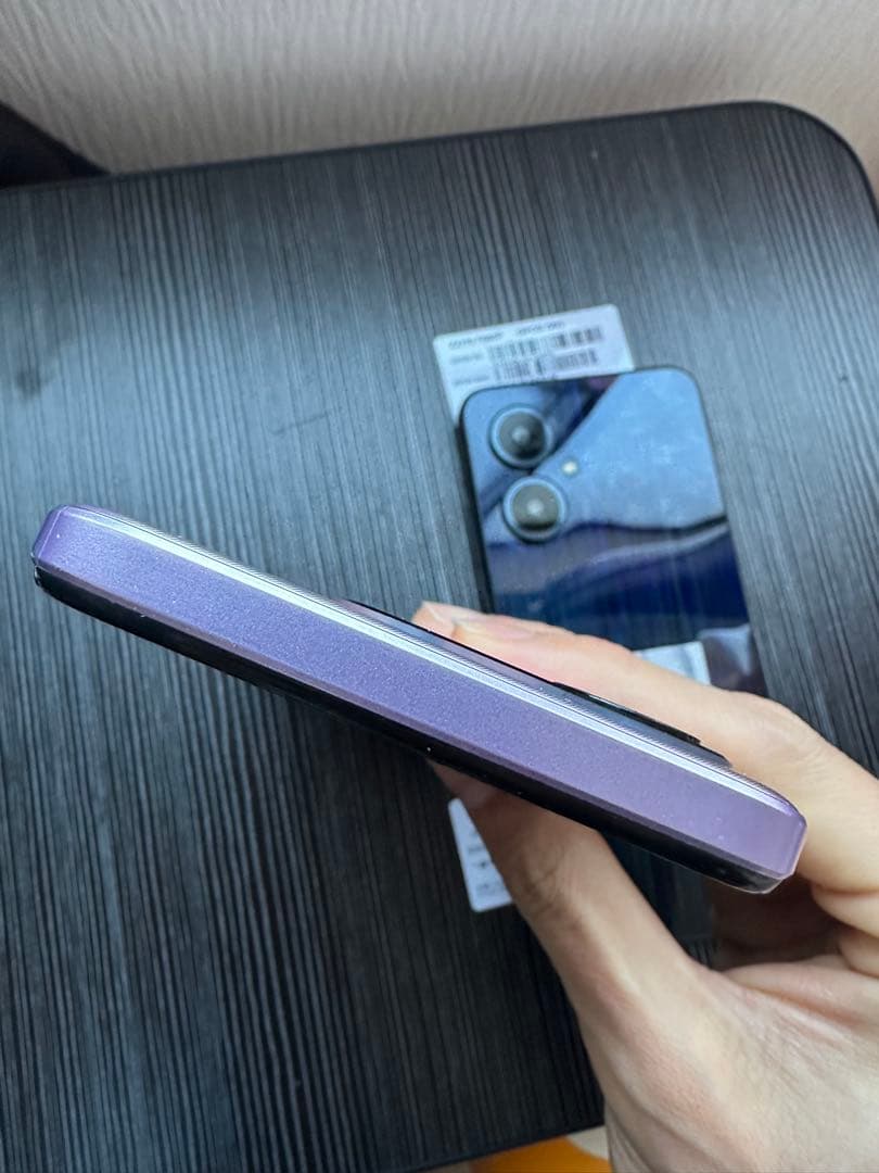 Androidスマートフォン 2台セットでの出品です。