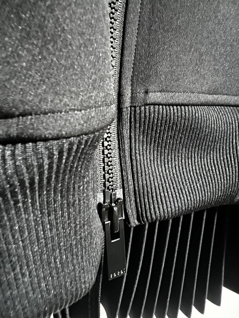 sacai テクニカルジャージーブルゾン プリーツ サイズ3