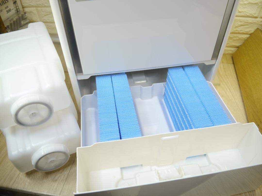 送料無料◆フィルター新品同様❤ダイニチ 加湿器 HD-2400F ハイブリッド
