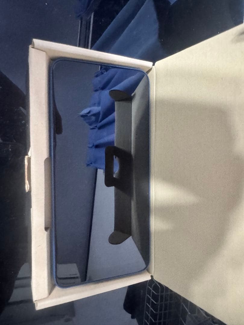 arrows 青 6.1インチ スマートフォン 本体