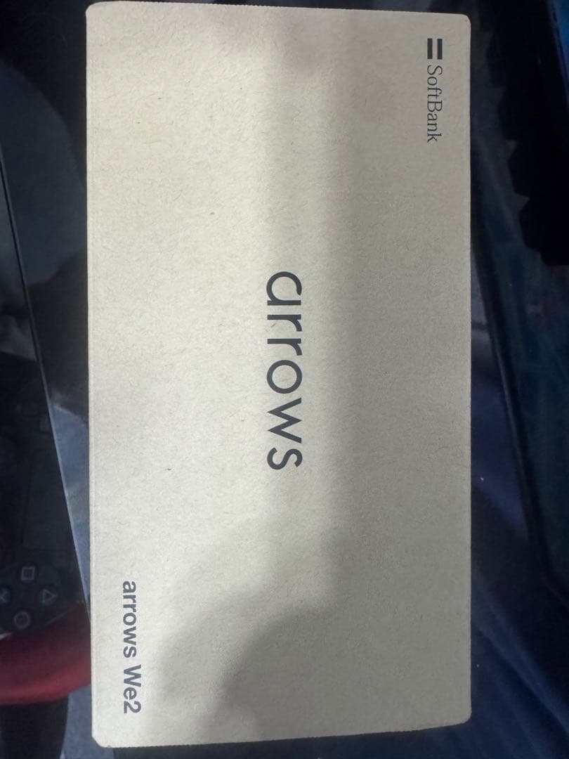 arrows 青 6.1インチ スマートフォン 本体