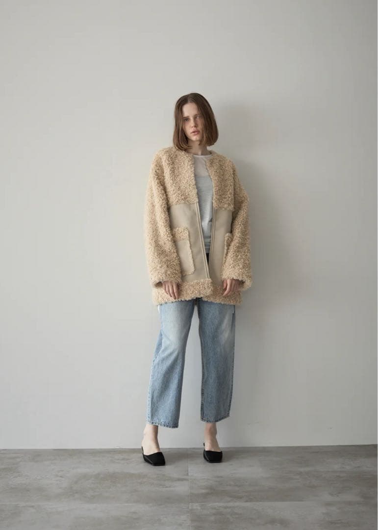 新品未使用タグ付き　ELLIE フェイクムートンアウター【BEIGE】