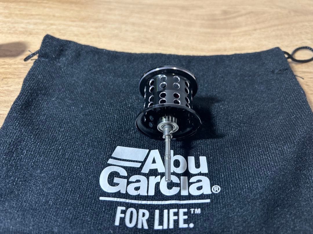 【修行中です。】アブガルシア　ロキサーニ7-L 左巻き＋BF8純正スプール