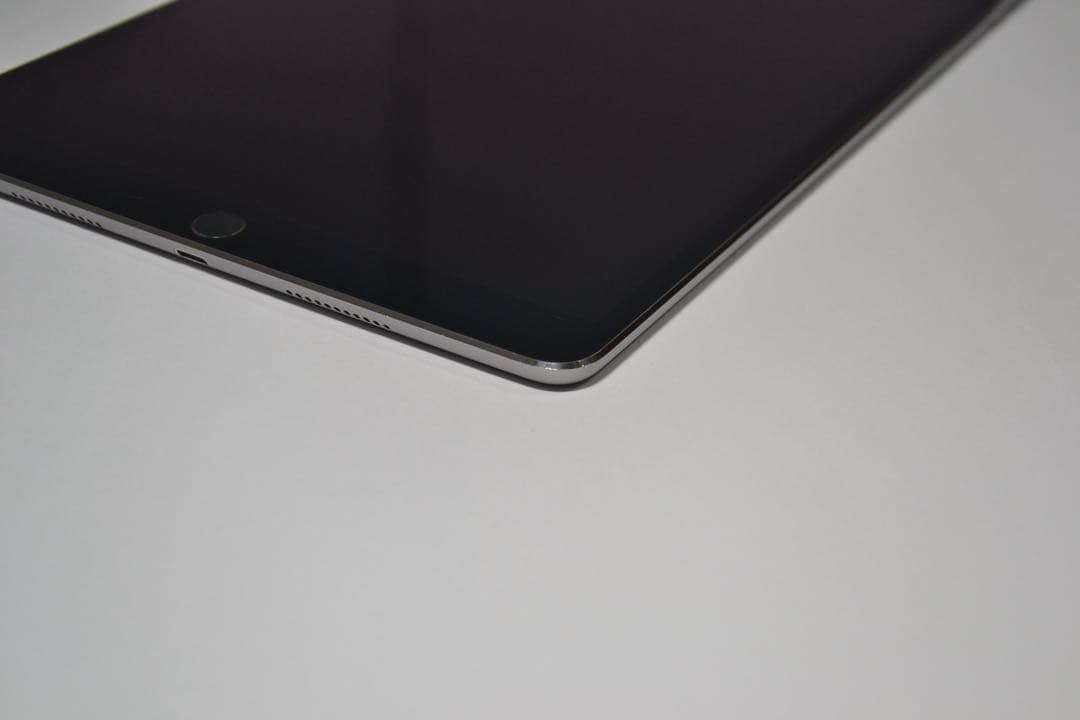 iPad Pro 10.5インチ Wi-Fi スペースグレイ 64GB