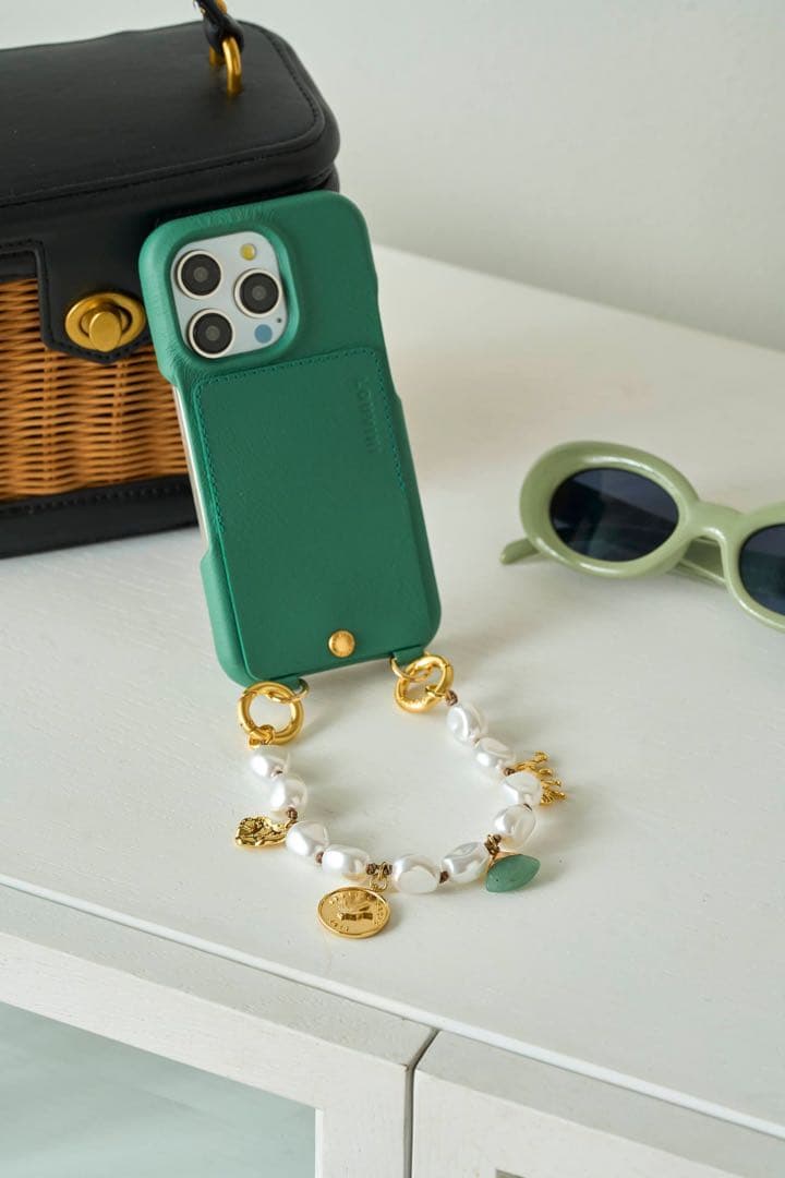 LOUVINI iPhone 15 Pro Max ケース グリーン