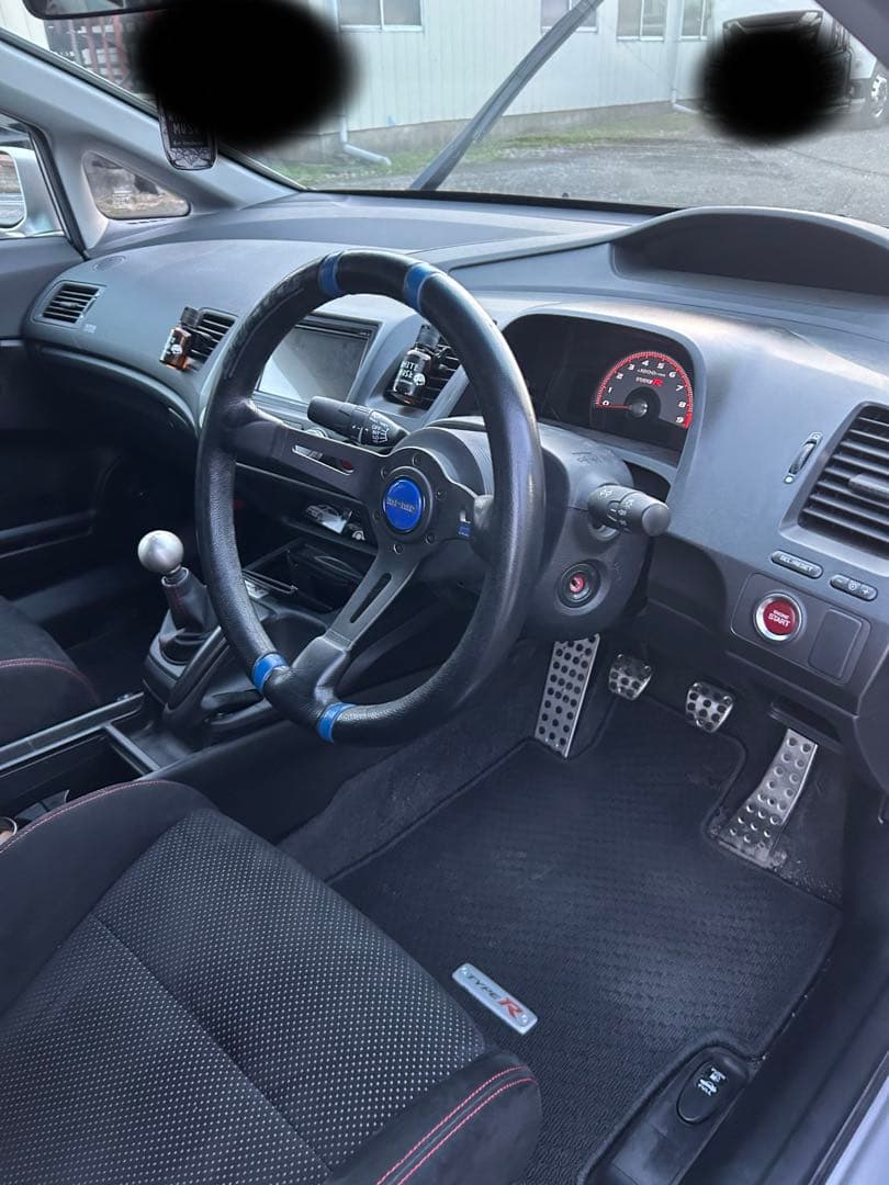 momo ステアリング 黒/青