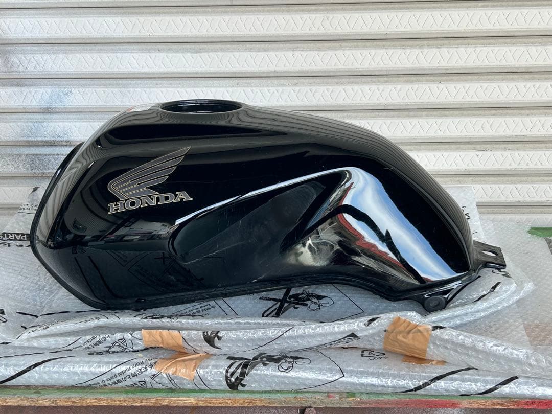 ホンダ❗️CB400SF❗️NC42用　燃料タンク❗️