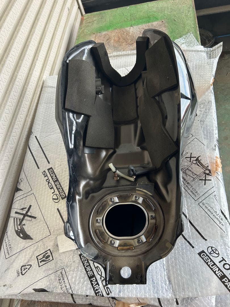 ホンダ❗️CB400SF❗️NC42用　燃料タンク❗️