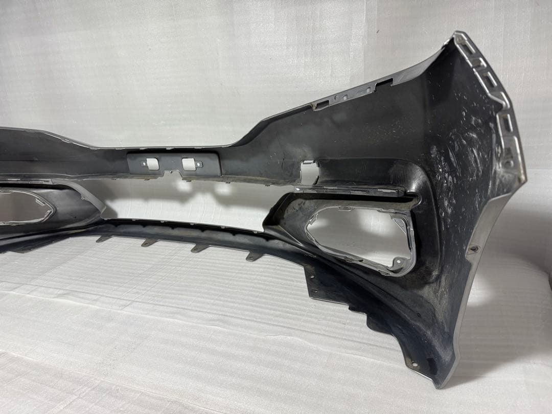 【要補修】ホンダ フィット GK3 純正 フロントバンパー NH830M 中古