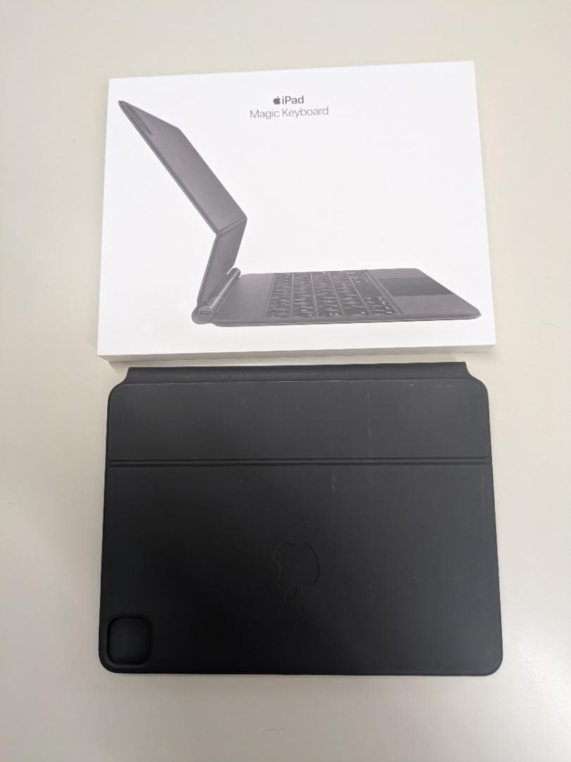 iPad Pro11インチ128GB（第2世代）+Magic Keyboard