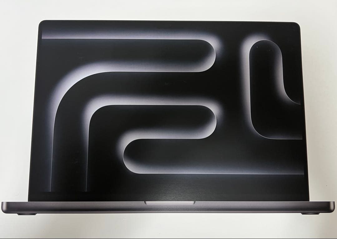 Apple MacBook Pro スペースグレー 本体