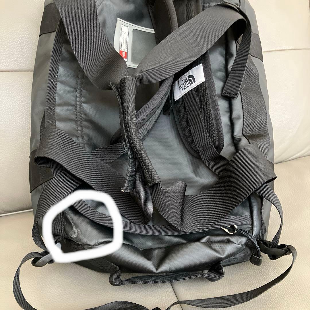 THE NORTH FACE ブラックドラムバッグ