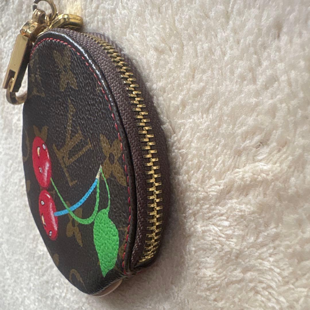 Louis Vuitton チェリー柄 ケース