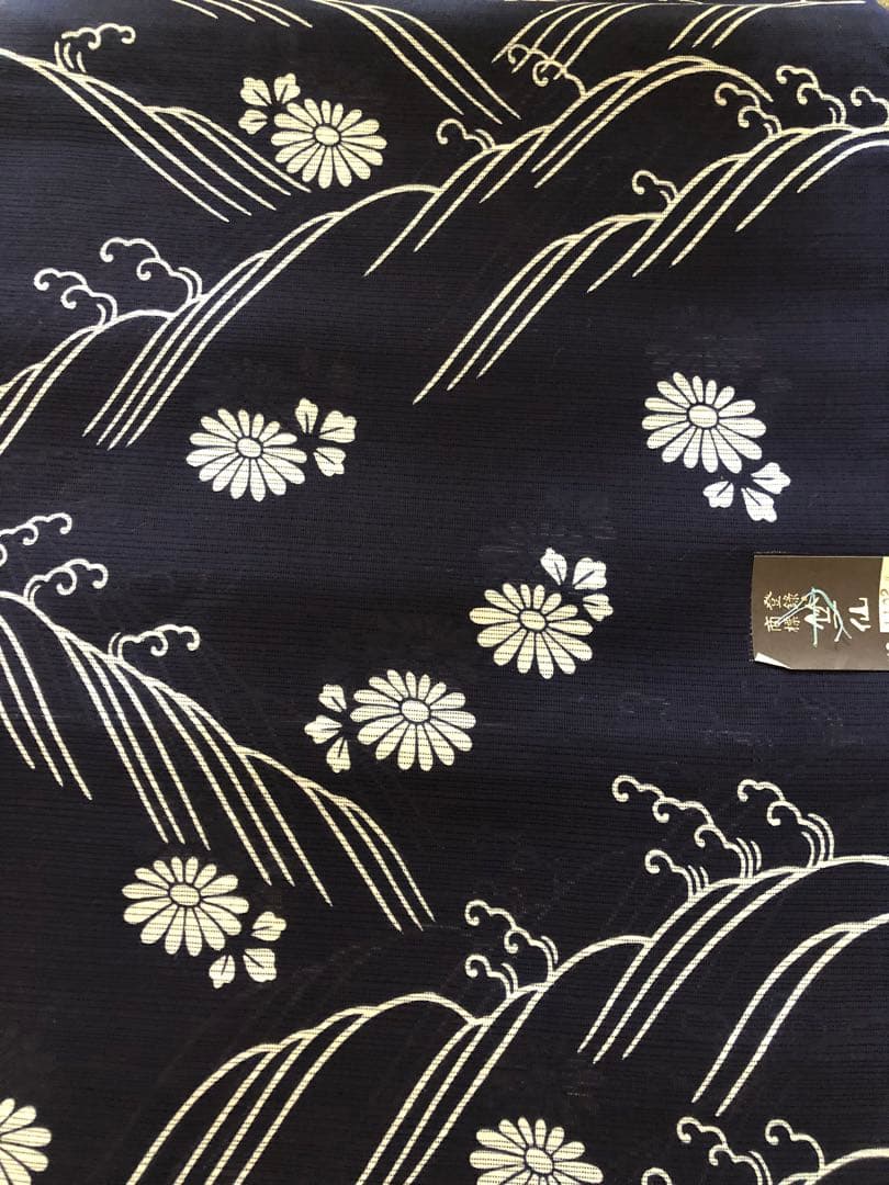竺仙　浴衣　反物　綿絽　紺地に白抜　波頭に菊花