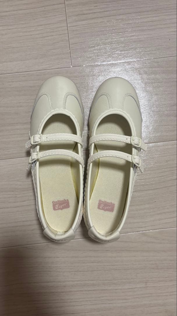 靴 Onitsuka Tiger MEXICO 66 TGRS