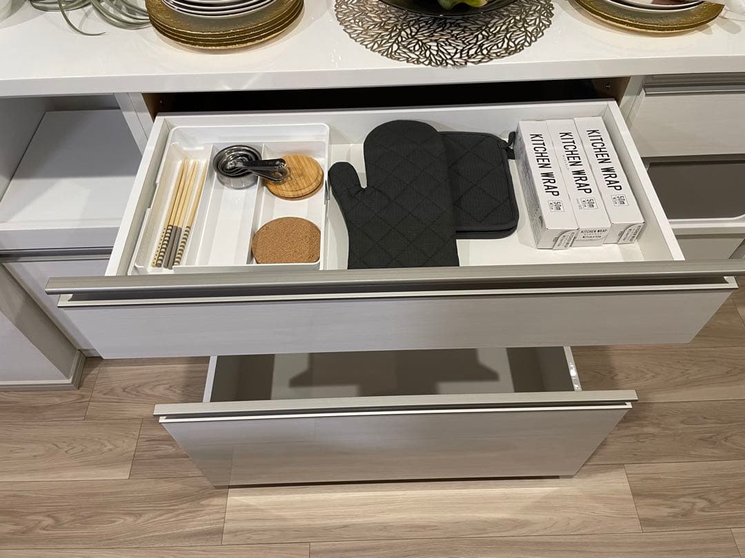 【未使用】ホワイトキッチンカウンター